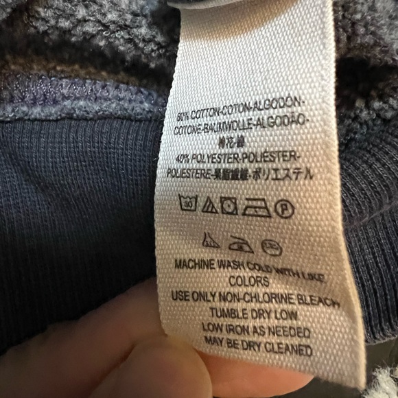 Free People sweatshirt, M, cropped with button detail - Picture 6 of 7